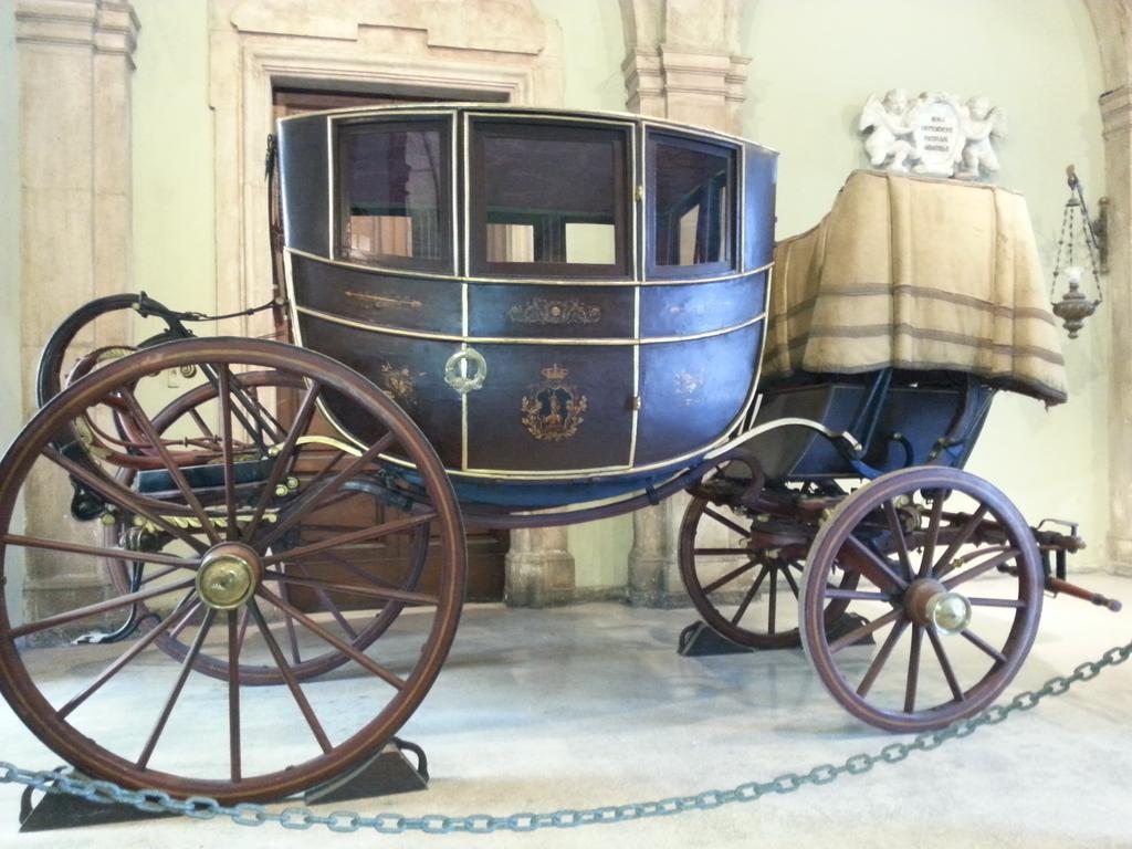 B&B United States Of Europe Κατάνια Εξωτερικό φωτογραφία