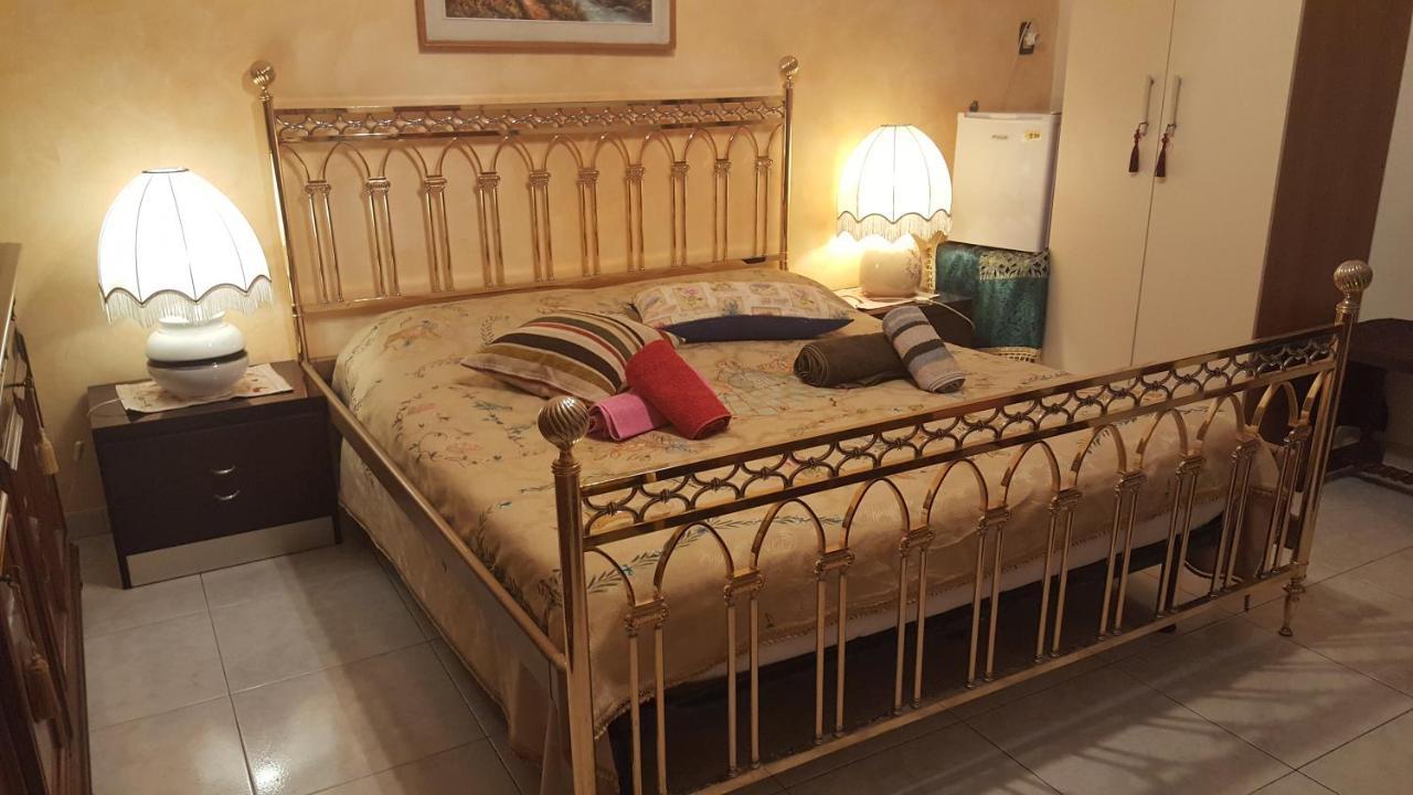B&B United States Of Europe Κατάνια Εξωτερικό φωτογραφία