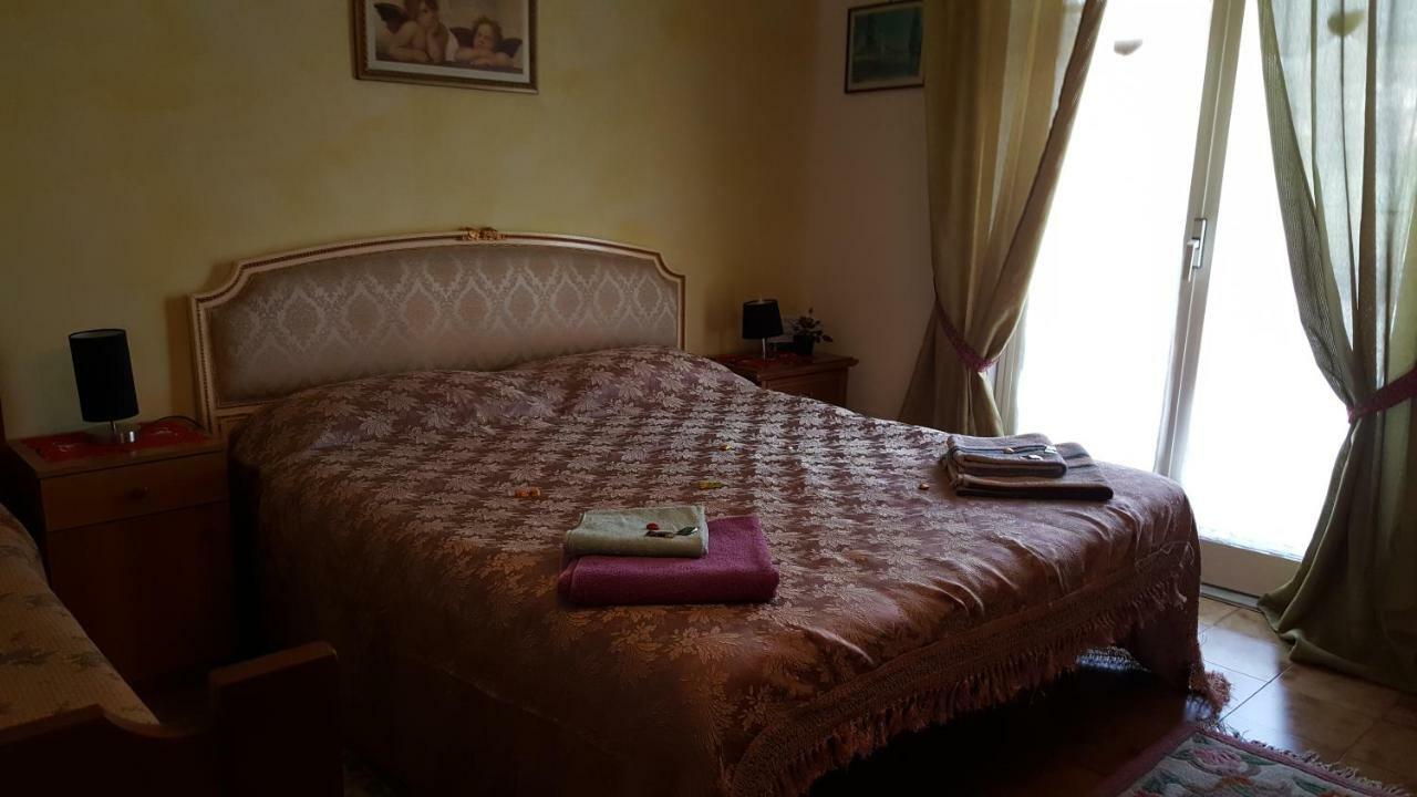 B&B United States Of Europe Κατάνια Εξωτερικό φωτογραφία