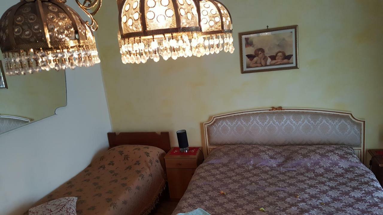 B&B United States Of Europe Κατάνια Εξωτερικό φωτογραφία